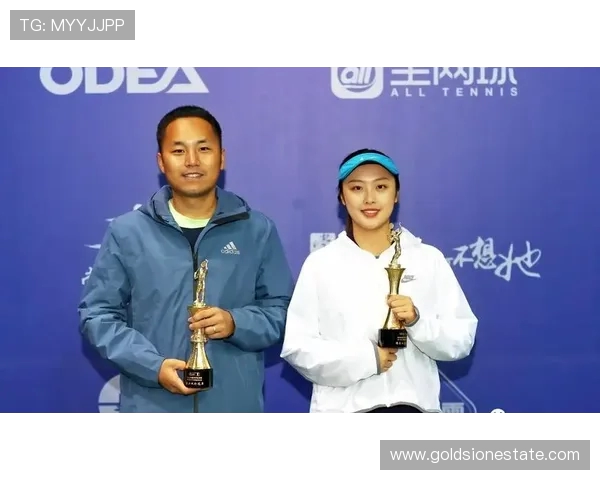 南京网球队在世锦赛中的默契配合与战术分析