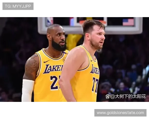 湖人鏖战太阳巅峰对决詹姆斯率队激战杜兰特引爆全场焦点
