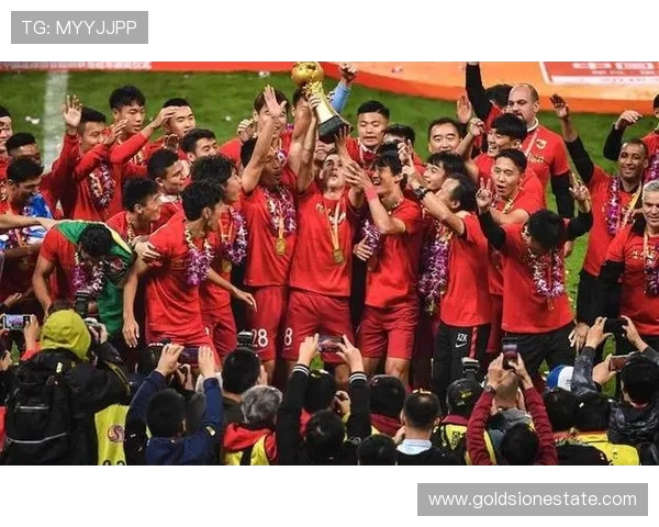 上港与人和比赛比分预测分析及双方近期状态评估