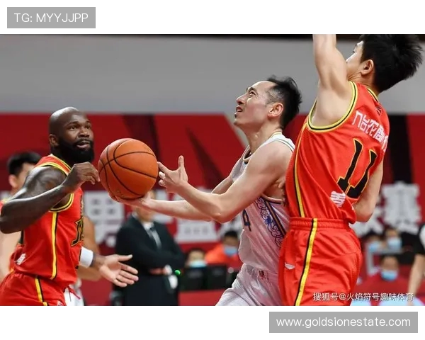 史鸿飞:从普通青年到科技创新领军人物的奋斗历程与启示 史鸿飞:从普通青年到科技创新领军人物的奋斗历程与启示